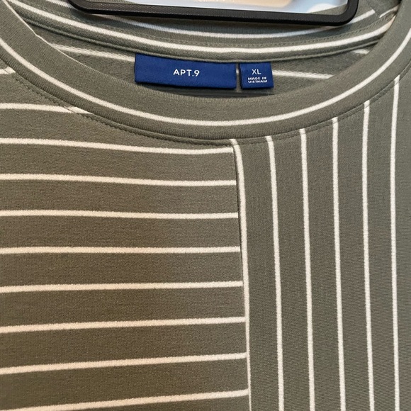 NWT XL Apt9 Green/White Striped Top - Picture 2 of 5
